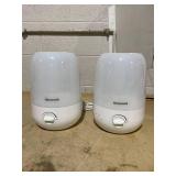 LOT OF 2 Honeywell Ultra Comfort Cool Mist Humidifier - White, HUL545W
