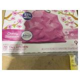 LOT OF 5 Glad Trash Bags