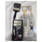 Assorted Paint Brushes & Sets
