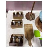 Kitchen & Home Decor Lot