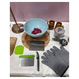 Kitchen & Home Decor Lot