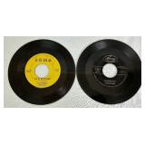 Vintage Emerson 834X Portable Record Player In Gray Case with 45 RPM records