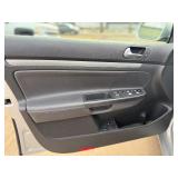 2006 VOLKSWAGEN JETTA 2.5 *No Accidents | 2 Owner* (NO RESERVE)