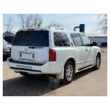 2006 INFINITI QX56 *4x4 | Third Row Seating* (NO RESERVE)