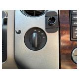 2009 FORD EXPEDITION LIMITED *4x4 | No Accidents | 3rd Row Seating* (NO RESERVE)