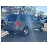 2011 HONDA PILOT EX-L W/NAVI *All Wheel Drive | Third Row Seating* (NO RESERVE)