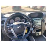 2011 HONDA PILOT EX-L W/NAVI *All Wheel Drive | Third Row Seating* (NO RESERVE)