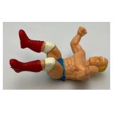 1983 HULK HOGAN WWF Rubber Finger Wrestler (VERY COOL)