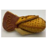 1900 Dated Native American Beaded Stuffed Bird Pin Cushion