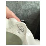 Vintage Porcelain Cat Figurine made by Alcobaca and Two Floral Vase Arrangements