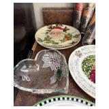 Vintage Christmas Decorative Plate Collection & Glassware Set