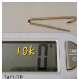 10K Yellow Gold Edwardian Engraved Bar Pin ~
