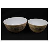 Pyrex 2-Piece Floral Pattern Mixing Bowls - Beige Speckled Exterior, Ovenware