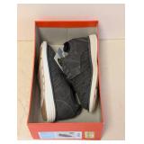 NEW CAT & JACK SHANE OXFORD SIZE 11 GRAY