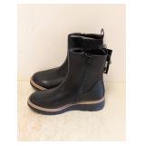 NEW ART CLASS BOOTS SIZE 2 BLACK