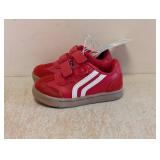 NEW CAT & JACK KIDS SHOES SIZE 5 RED