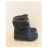 NEW CAT & JACK KIDS BOOTS SIZE 10 BLACK