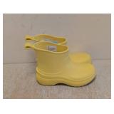 NEW CAT & JACK KIDS BOOTS SIZE 9 YELLOW