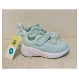 NEW ALL IN MOTION KIDS SHOES SIZE 8