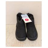 NEW CAT & JACK KIDS BOOTS SIZE 5 BLACK