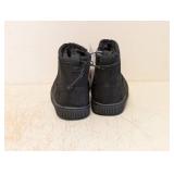 NEW CAT & JACK KIDS BOOTS SIZE 5 BLACK