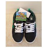 NEW MINECRAFT KIDS SHOES SIZE 7