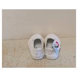 NEW CAT & JACK KIDS SHOES SIZE 5 WHITE/AF217 YANA