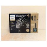 PHILIPS NORELCO SHAVER 8000