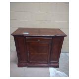 Ethan Allen sideboard buffet