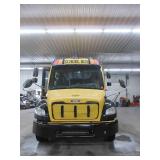 HANDICAP ACCESSIBLE 26 PASSENGER SCHOOL BUS