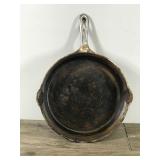 Vintage Griswold #9 Cast Iron Skillet