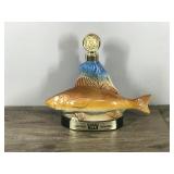 VINTAGE 1977 JIM BEAM WALLEYE HALL OF FAME WHISKEY DECANTER