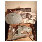 1988 Star Trek U.S.S. Enterprise Starship detailed plastic model kit