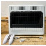 *Mr. Heater 30,000 BTU Vent-Free Blue Flame Heater, Dual Fuel, Natural Gas, LP, Model# MHVFDF30BFT #6609597 Msrp $279.99