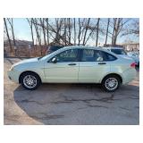 2010 FORD FOCUS SE *106k Miles* (NO RESERVE)