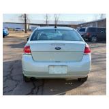 2010 FORD FOCUS SE *106k Miles* (NO RESERVE)