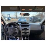 2010 FORD FOCUS SE *106k Miles* (NO RESERVE)