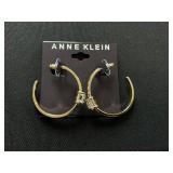 LOT OF 4 Anne Klein Women