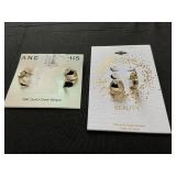 LOT OF 2 Women