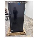16.6 cu. ft. Top Freezer Refrigerator, Black