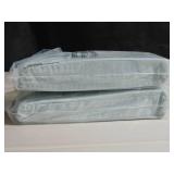 Set of 4 Nate Home by Nate Berkus Percale Pillowcases, 200 Thread Count, 100% Cotton, Heron Design (Pale Blue)