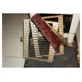 Oliver Industrial Gravity Feed Bread Slicer