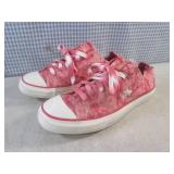 (BS) Pair of Converse One Star Snea...