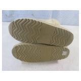 (BSB) Pair of Skechers Australian S...