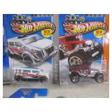 (EC1) Assorted Hot Wheels in Packag...