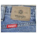 (CS) 5 Pairs of Denim Jeans - Wrang...