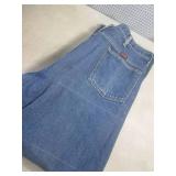 (CS) 5 Pairs of Denim Jeans - Wrang...