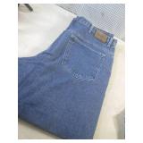 (CS) 5 Pairs of Denim Jeans - Conse...