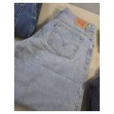 (CS) 5 Pairs of Denim Jeans - Conse...