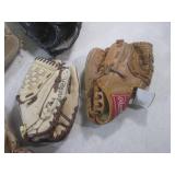 (EW5) Assorted Baseball Gloves...